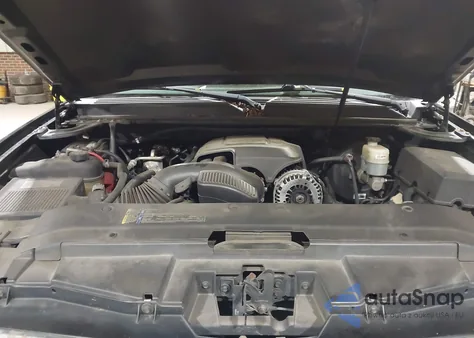 2010 Chevrolet Suburban 1500 Ltz z USA, uszkodzony, nr VIN 1GNUKKE3XAR132486